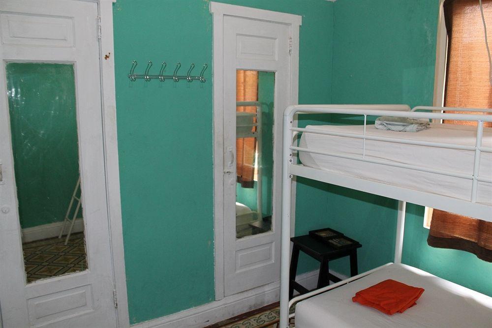 Hostal H1 Miramar