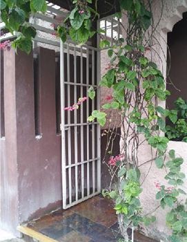 Hostal H1 Miramar *