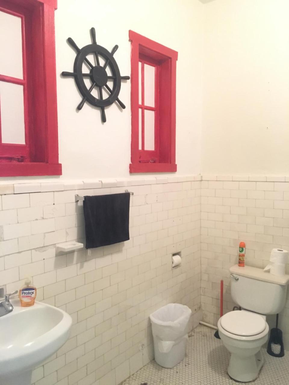 Hostal H1 Miramar